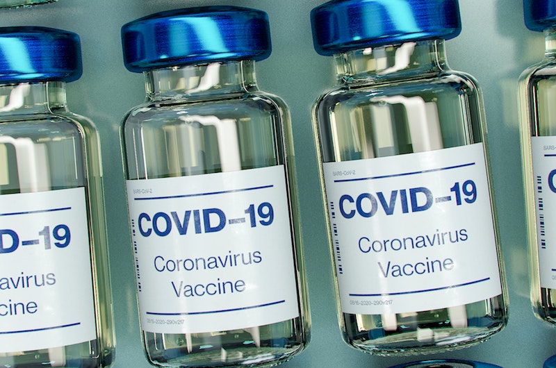 Ampullen mit Covid-19-Impfstoff