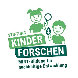 Bild Kinder forschen 1. Kinderforschen, nachhaltige Bildung, Umwelt, Grünes Spiel, Kinder entdecken Natur.